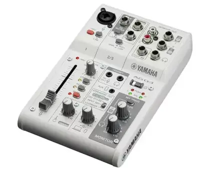Sezónní Sleva Mix, audio rozhraní Yamaha AG03 mk2 WH
